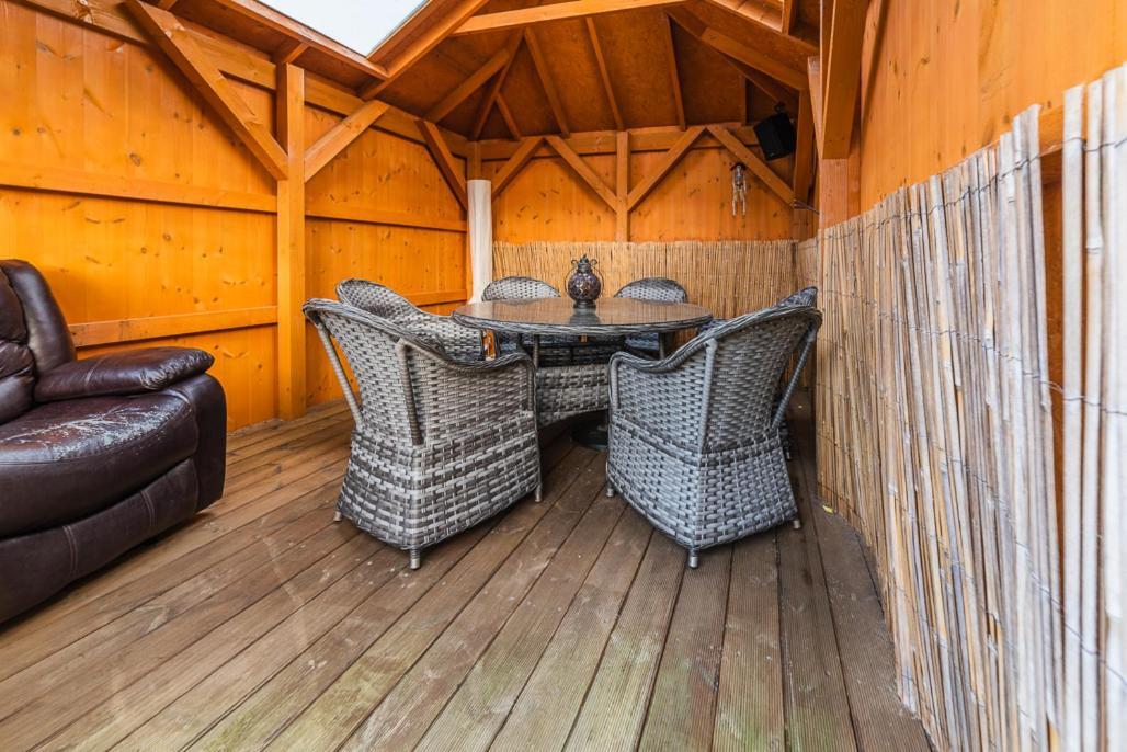 Willa , Cosy House In Inverness Exterior foto