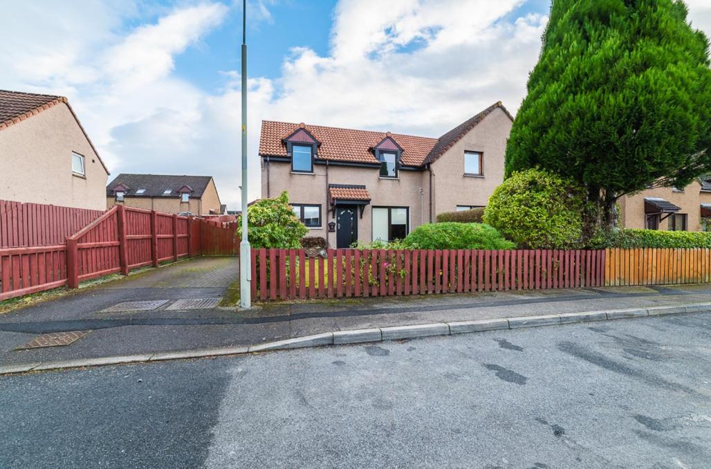 Willa , Cosy House In Inverness Exterior foto